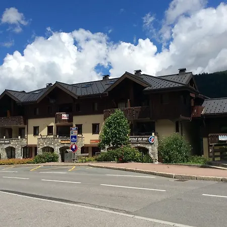 Facing The Chamonix Needles Apartment *